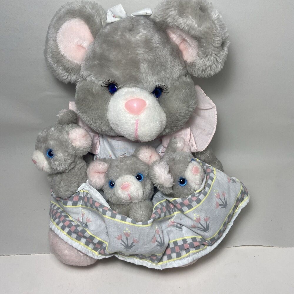 Vintage House of LLoyd 1989 Mama Mouse With 3 Baby Stuffed Animal Plush Mice